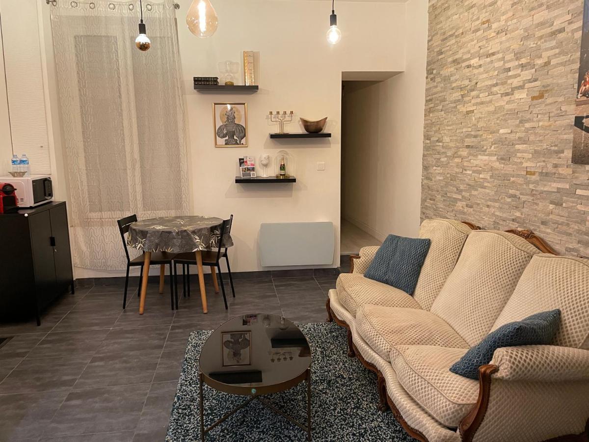 Champagne thérapie: appartement cosy chic, Épernay Esterno foto